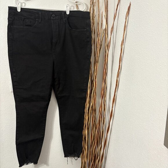 Good American Good Waist Crop Skinny Black Plus Size 20 Distressed Hem - Picture 1 of 10